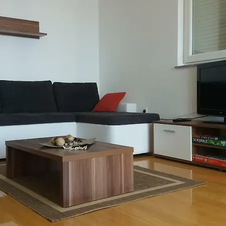 Inga's شقة ستاريغغاد باكلينتسا